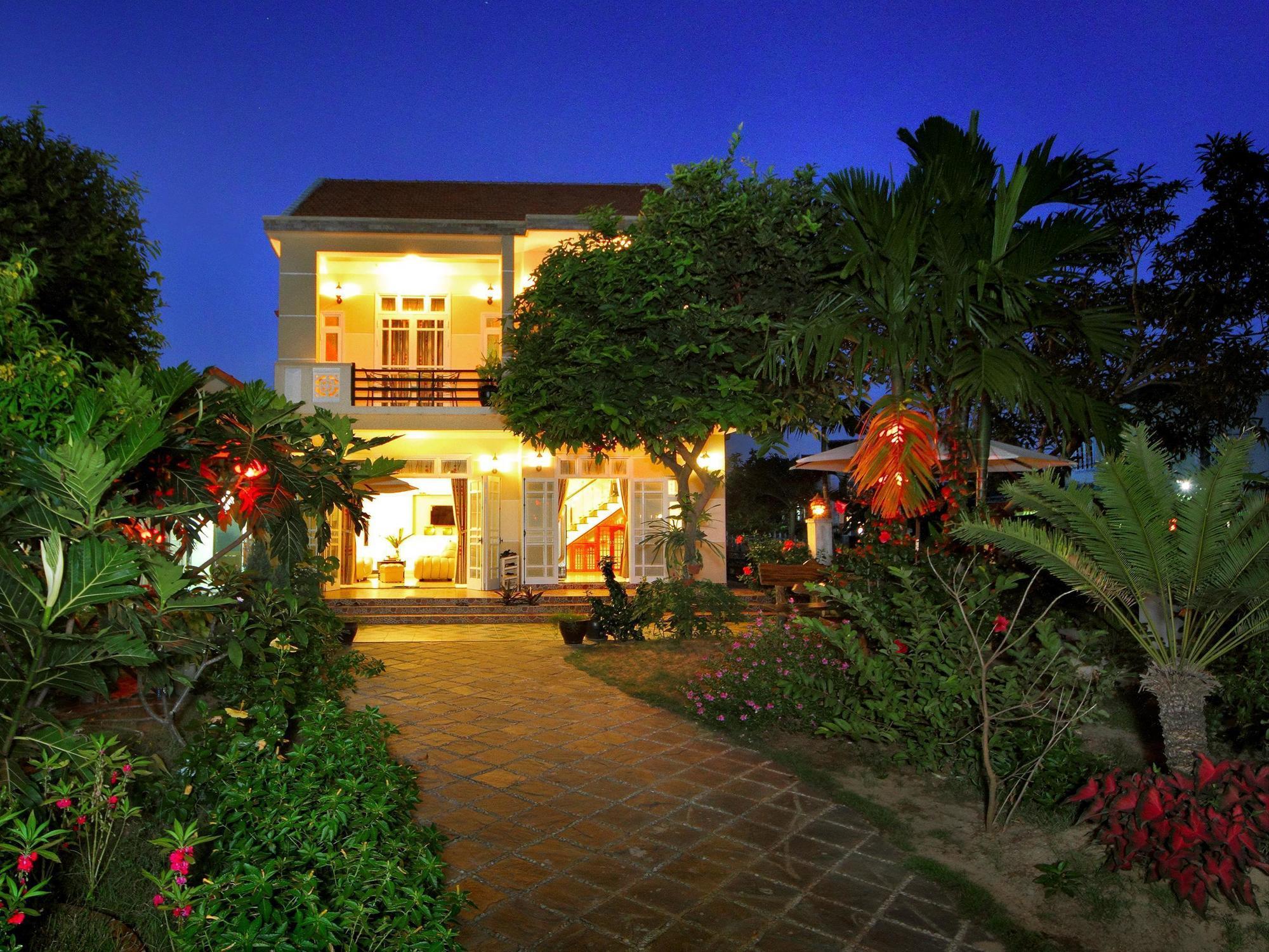 Strawberry Garden Homestay Hoi An Zewnętrze zdjęcie